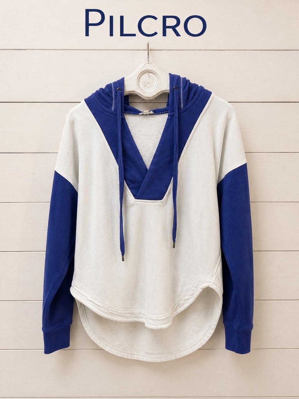 PILCRO – Two-Tone White & purple Hoodie (Size S)